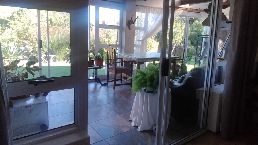 4 Bedroom Property for Sale in Kraaibosch Country Estate Western Cape